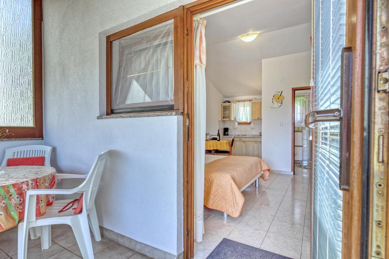 Apartmets Slavica 1644 Banjole Zewnętrze zdjęcie